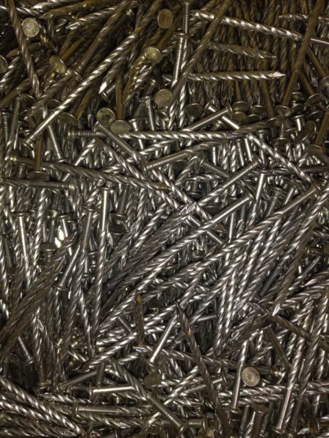 Spiral Pallet Nails 8d 2-1/2" Long (25lb. Box) Bright Steel Factory New