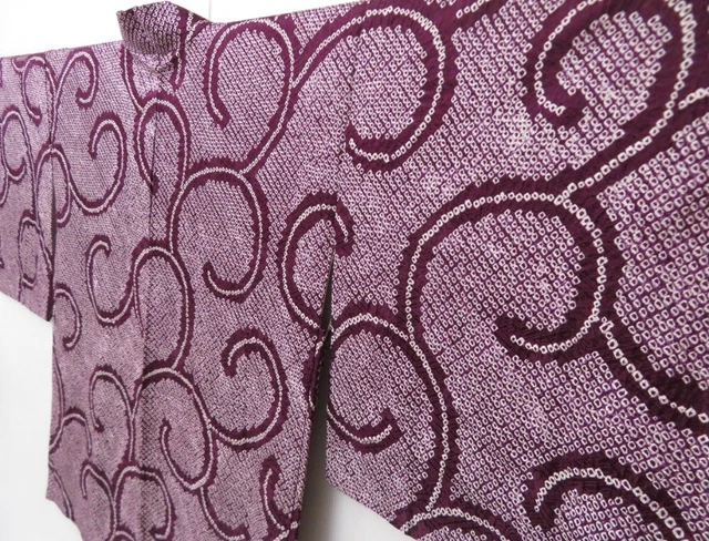 2301T08z450 Vintage Japanese Kimono Silk SHIBORI HAORI Karakusa Dark purple