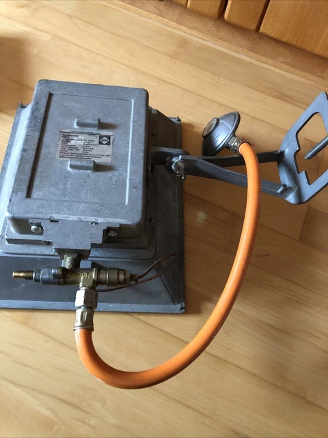 Gewerbestrahler Camping GAZ 4200 Z 2,5 - 4,0 kw mit Enders Propan Butan Gewinde 3