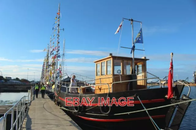Photo  Mfv Willdora Port Of Sunderland The Motor Fishing Vessel Willdora Moored