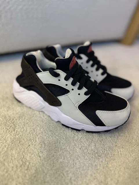 Nike huarache size 3 junior outlet