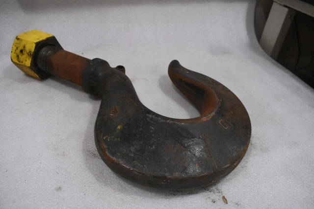 Crosby 1048898, Oa 322-An 5Rh Swivel Rigging Hook 30 Ton, Made In The Usa