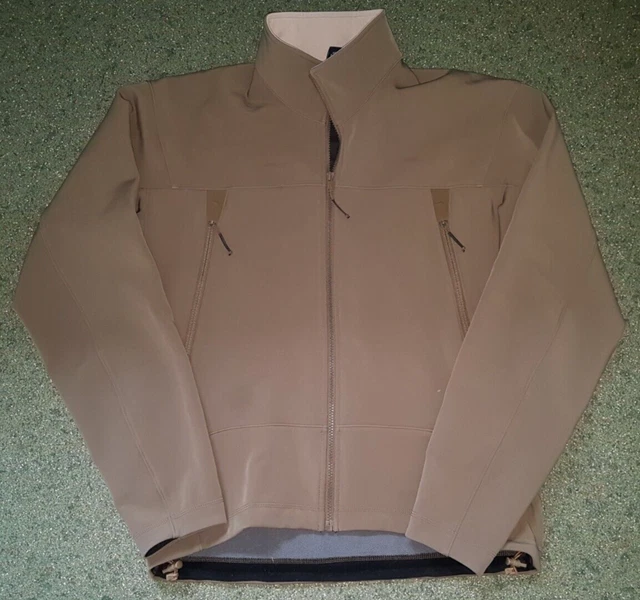 Leaf bravo jacket clearance