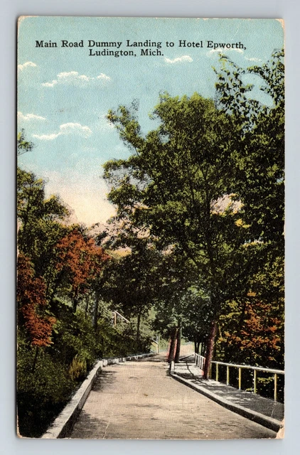 Ludington MI-Michigan, Main Road Dummy Landing Hotel Epworth Vintage Postcard