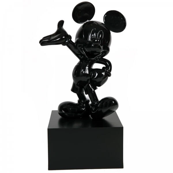 Statue chien design multicolore fond blanc en résine - Pat - 80 cm