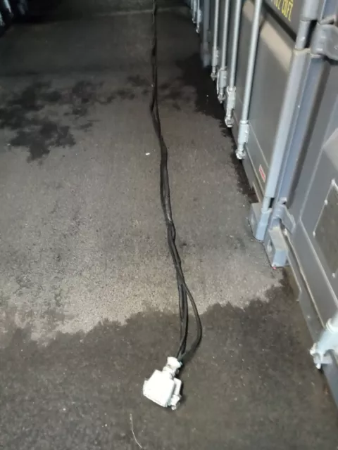 Cable Multipaire De 30 Metres Equipe Prises Harting