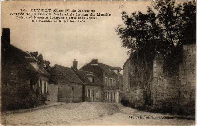 CPA CUVILLY-Entrée de la rue du MATZ et de la rue du Moulin (423792)