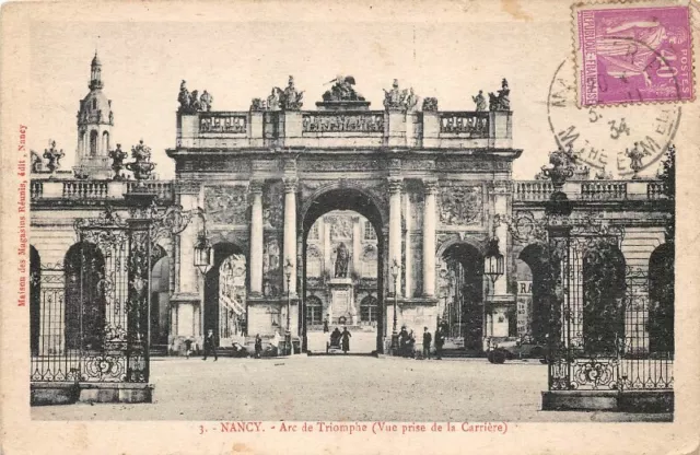 NANCY - arc de Triomphe (vue prise de la carrière)