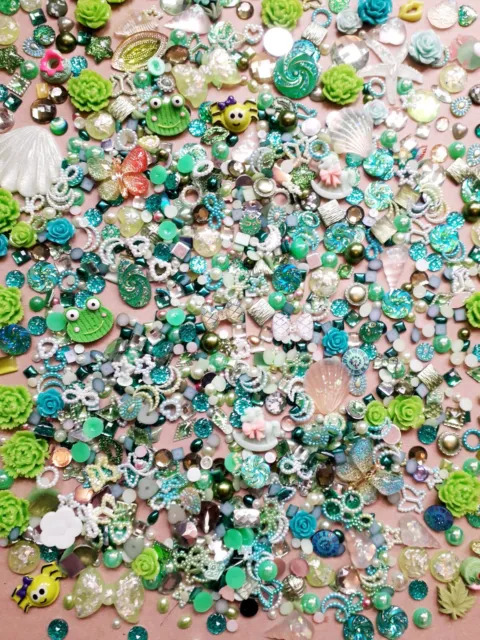 10-80g Mixed Embellishments Cabochons Shapes Assorted Green Craft Card Jewel