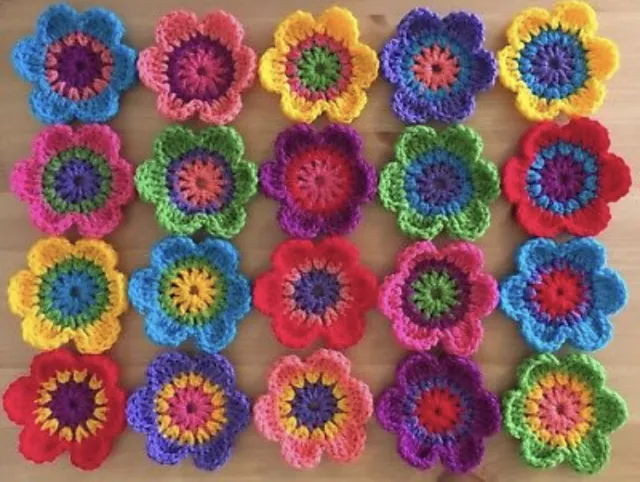 Reserved Listing For Marie / 8 Crochet Flowers 3.5”