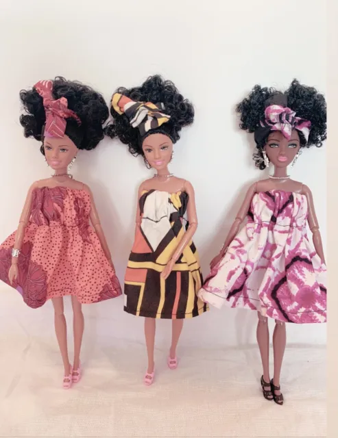 Bambola Barbie africana nera marrone scuro alta 30 cm con materiale stampato africano