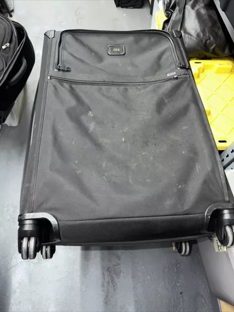 Tumi Alpha 2 Extended Trip Expandable 4 Wheeled Packing Case Spinner - Black