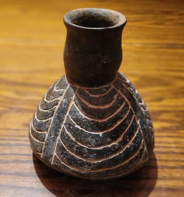 Bowman Site Bailey Engraved Water Bottle Ancient American Indian Pottery - Solid
