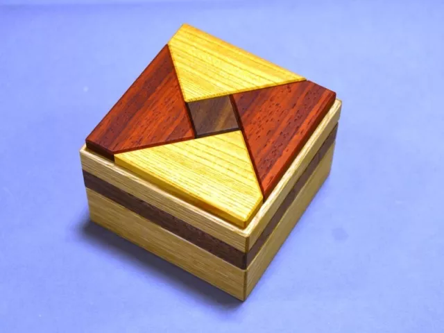 Japanese Yosegi Zaiku Karakuri Gimmick Wooden Puzzle Box secret base Japan F/S