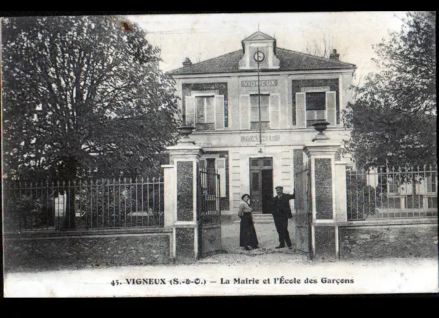 VIGNEUX (91) MAIRIE & ECOLE animée en 1913