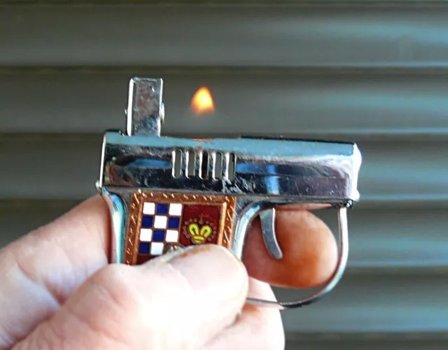 ancien briquet à essence automatique CORONA. Japon