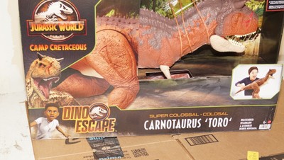 dino escape carnotaurus toro
