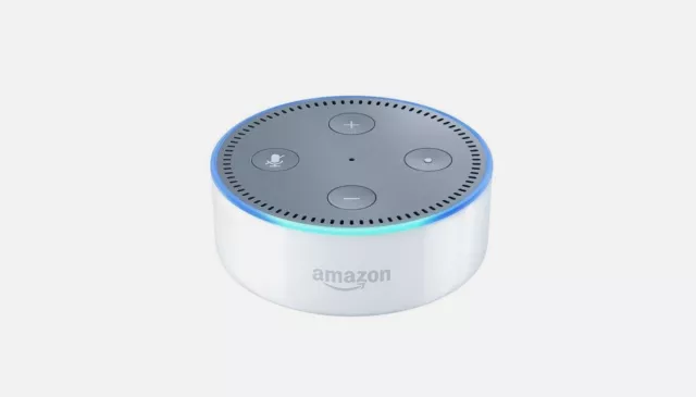 Amazon Echo Dot (2nd Generation) Smart Assistant - White with power cable