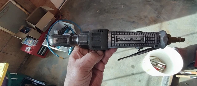 Ingersoll Rand Model 107 Air Pneumatic 3/8" Drive  Ratchet Wrench IR10 w Fitting