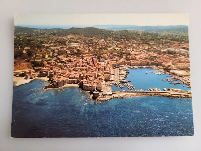 Carte Postale / Cpm / 83 / Saint Tropez / Vue Generale