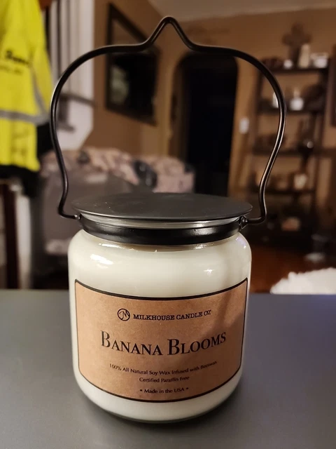 Milkhouse Candle Co. Plátano Floraciones Vela Manija de Metal ¡NUEVO SÚPER RARO!