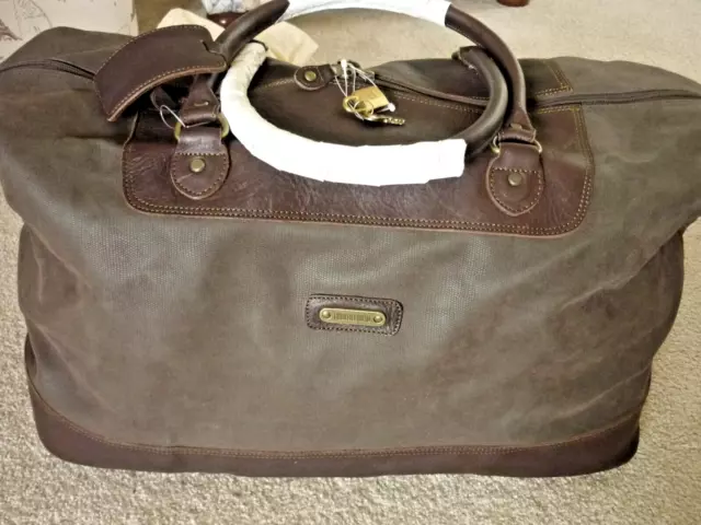 BNWOT Country Road Simulated Suede & Leather Large Overnight Bag