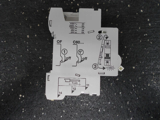 Disjoncteur Merlin Gerin Multi 9 - Modèle C60N B10 (10A) - Occasion Fonctionnel