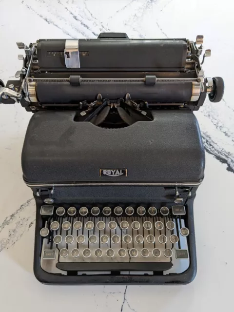 Vintage 1930's 1940's Royal KKM Typewriter Excellent Condition