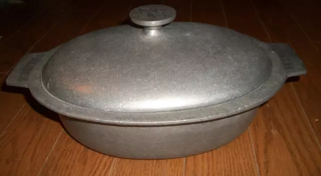 University Of Nebraska HUSKERS Pewter Wilton Armetale 3 qt. Covered Oval Roaster University Of Nebraska HUSKERS Pewter Wilton Armetale 3 qt. Covered Oval Roaster