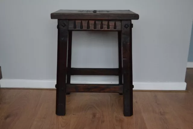 Arts and crafts stool