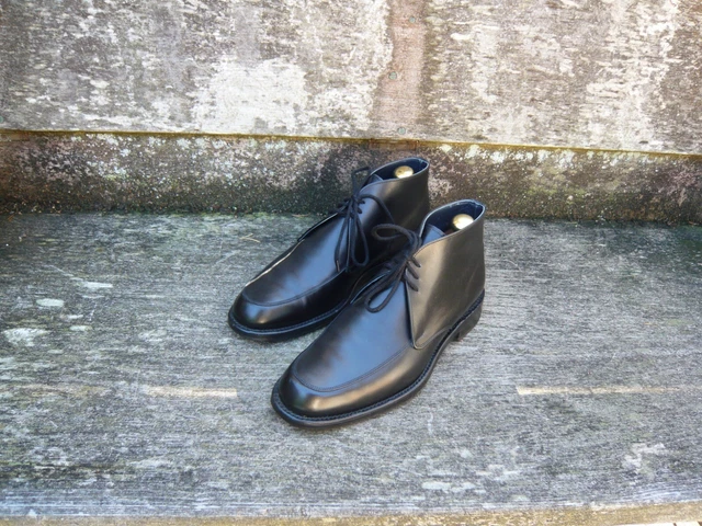 cheaney chukka boots