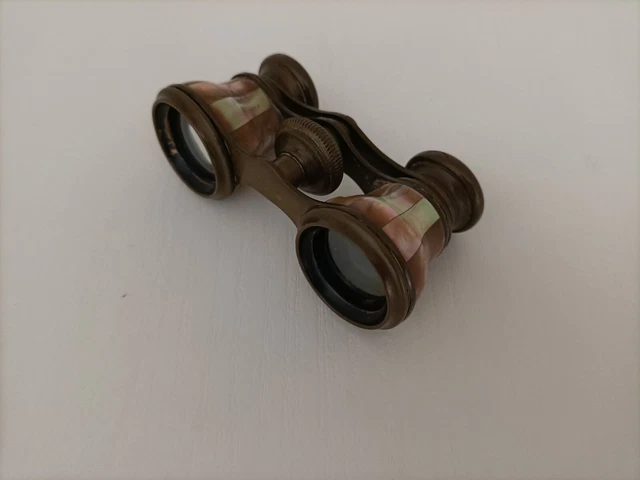 Binocolo da teatro opera antico in ottone e madreperla epoca inizio '900