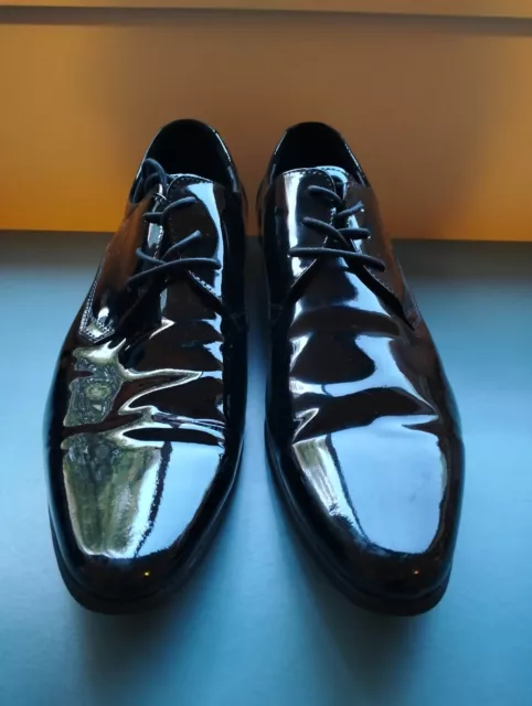 ZU Men's Black Patent Dress Shoe. Size 10.