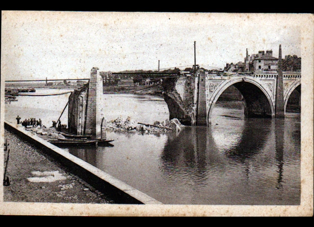 CHALON-sur-SAONE (71) MILITAIRES au PONT ST-LAURENT détruit le 25 Septembre 1944