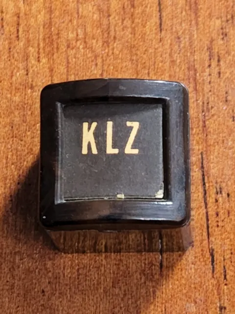 Vintage Bendix 1217 Radio Replacement Parts Push Button *KLZ