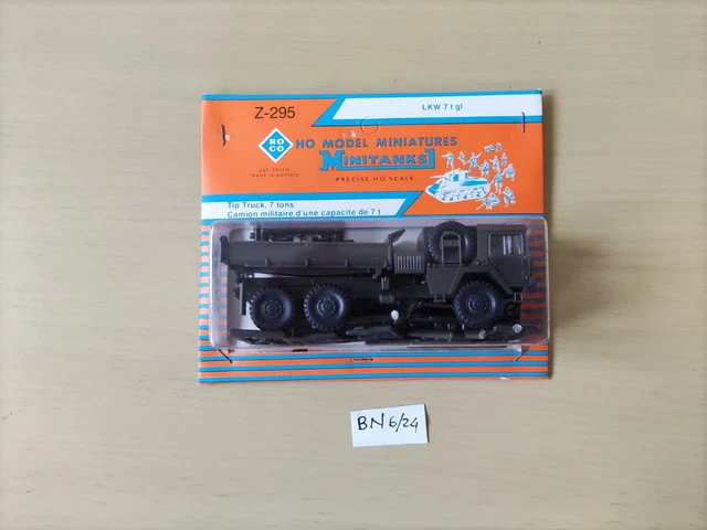 Roco Minitanks 601 - Semi-remorque Citerne Militaire M931/M969A1, échelle HO, Vert