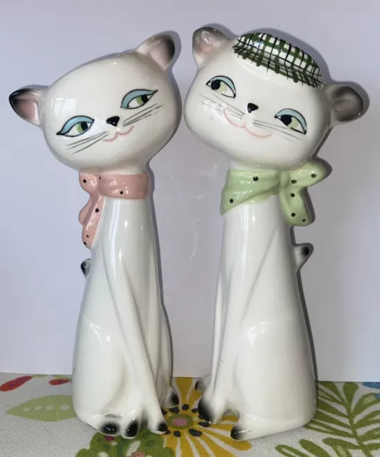 Vintage Holt Howard 1950's Cozy Kittens Bud Flower Vase Planter Pair Hat Scarf