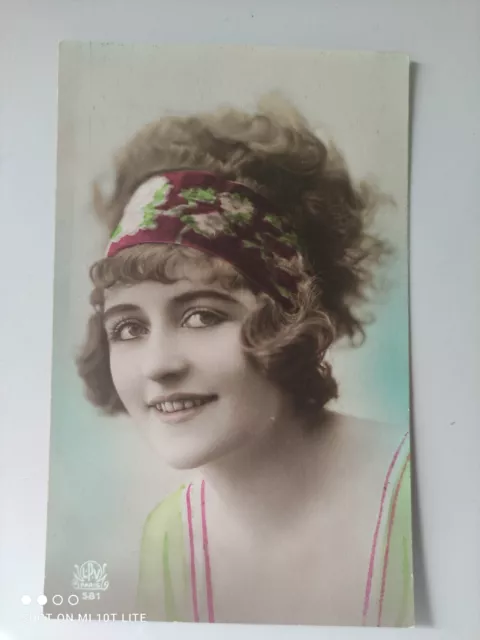 Carte Postale Ancienne CPA Fantaisie Portrait De Femme