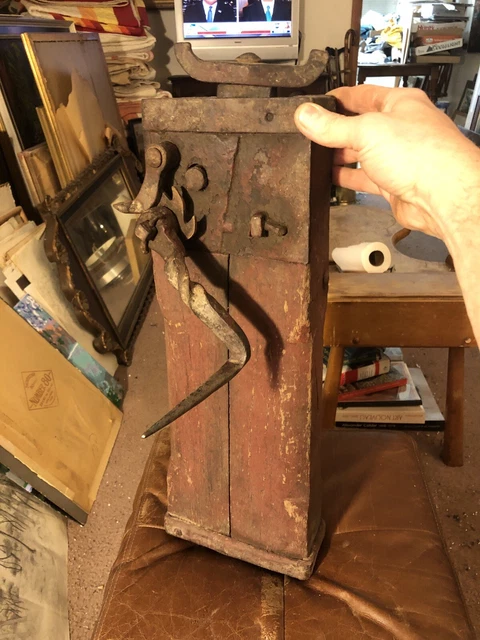 1700s WORKING ANTIQUE CONESTOGA WAGON JACK OLD RED PAINT AND OR OX BLOOD PAINT