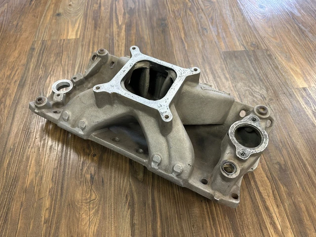 Edelbrock 2925 Super Victor Series Intake Manifold Small Block Chevy 1980’s Era Edelbrock 2925 Super Victor Series Intake Manifold Small Block Chevy 1980’s Era