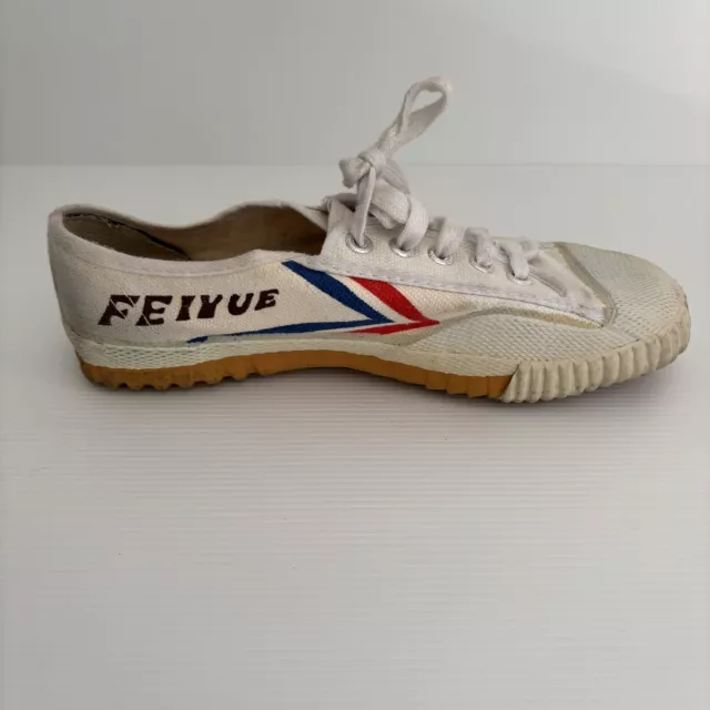 FEIYUE Fe Lo Canvas White Classic Martial Arts Shoes Womens | Size 37/6.5