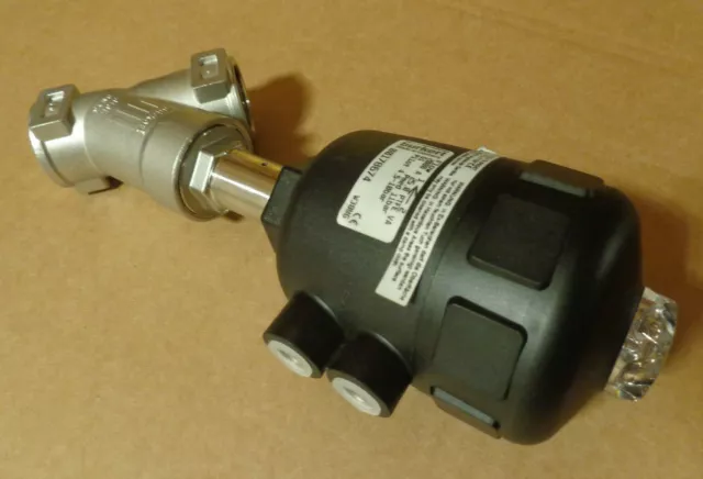 BURKERT Typ 2000 DN25 G1 Pneumatically operated 2/2 way angle seat valve CLASSIC 3