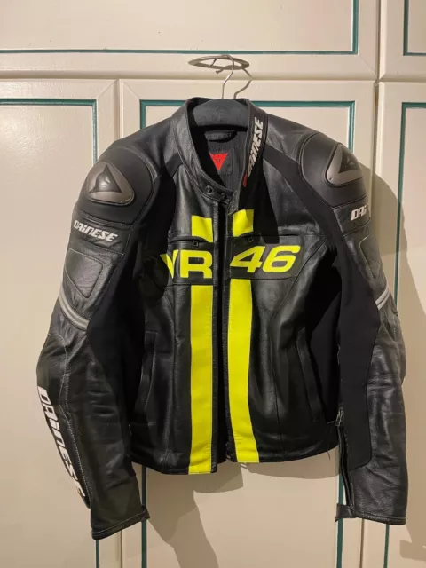 Dainese VR46 Valentino Rossi Lederjacke Größe 50 Moto GP 2