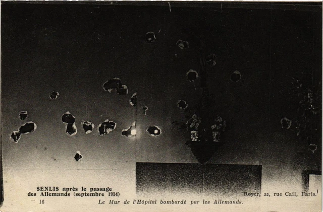 CPA MILITAIRE Senlis aprés le passage des Allemands-Le Mur de l'Hopital (317586)