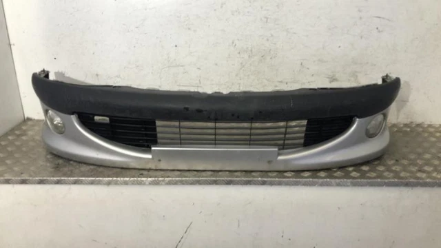 Pare-choc Avant Pour PEUGEOT 206 Phase 1 - Réf. 7401N3, Couleur Gris Clair, Occasion En Bon état, Garantie 12 Mois