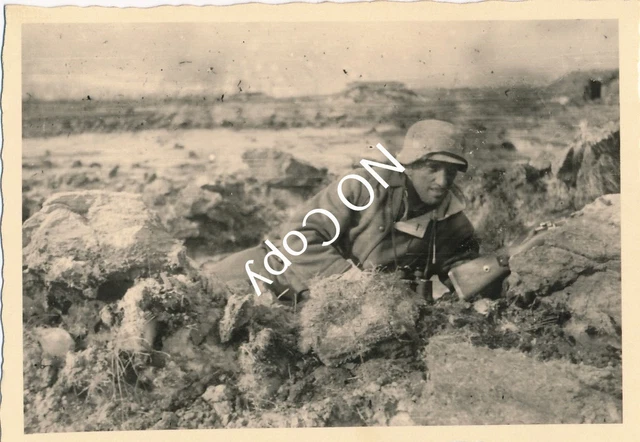 wehrmacht-foto-ww2-ostfront-landser-soldat-kampf-maschine-stellung-1942