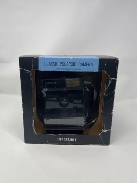 Classi  600 Polaroid Camera