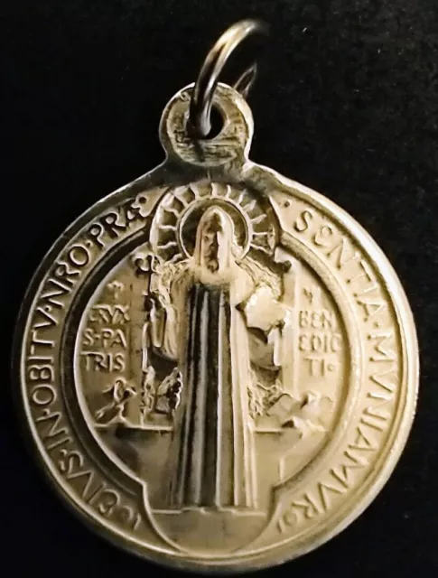 Geweihtes Pilger-Medaillon "Kreuz des Vaters Benedict / CRUX S-PATRIS BENEDICTI"