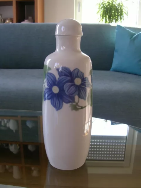 Fraureuth Flasche Bottle Stöpsel Plug Weiß White Blumen Blüten Flowers Blossoms