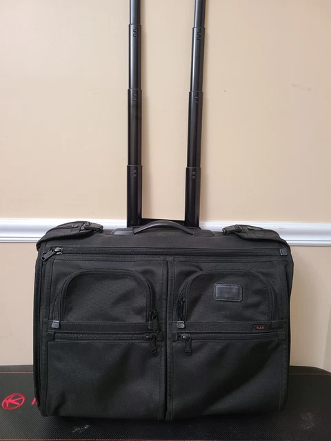 TUMI Alpha 22" Wheeled Rolling Garment Bag. Model 22033DH.